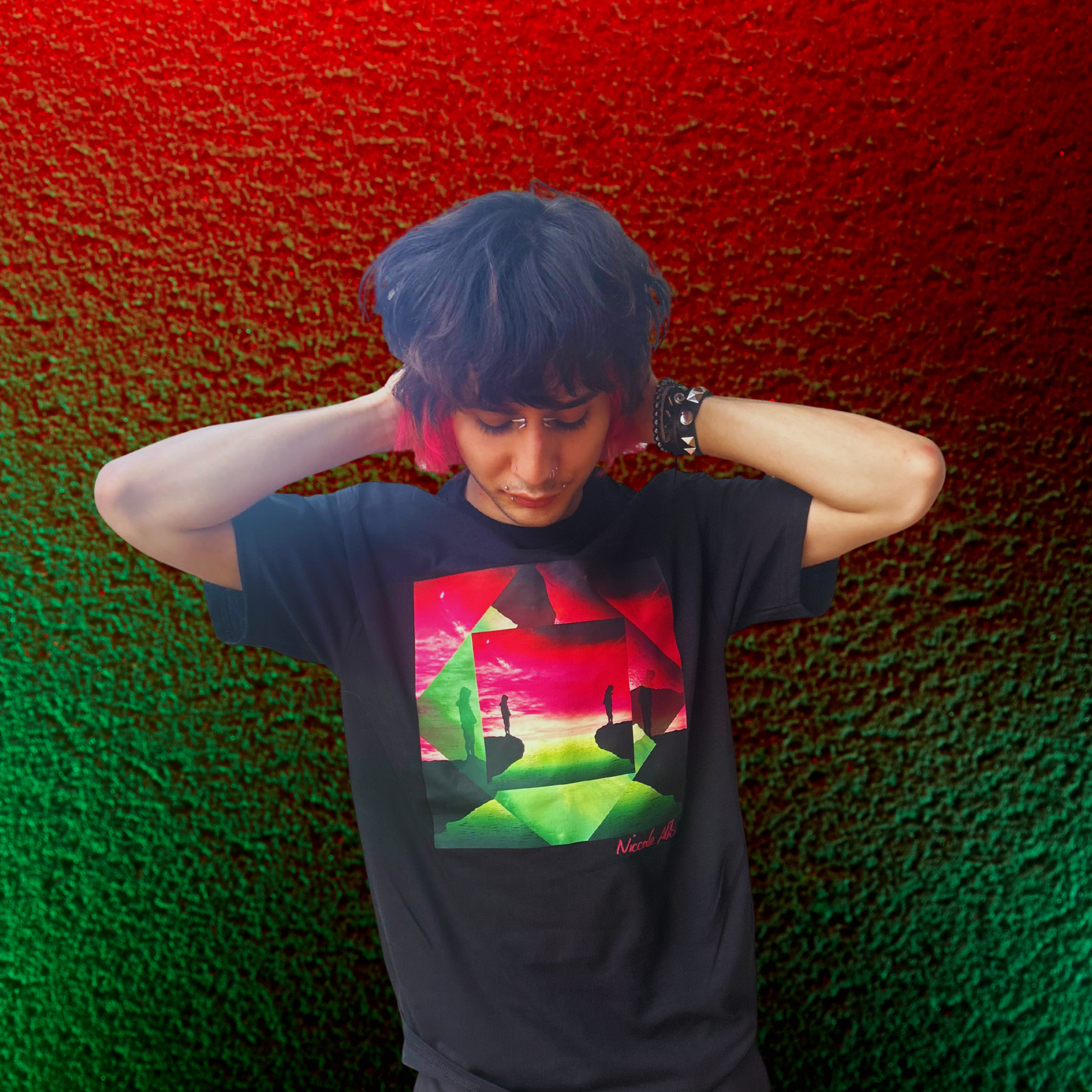 Wrong of Rights, Gem Tee